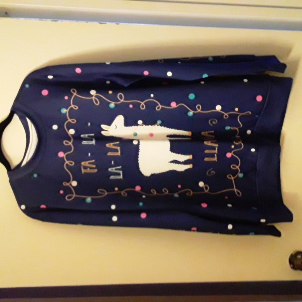 NWOT llama sweatshirt